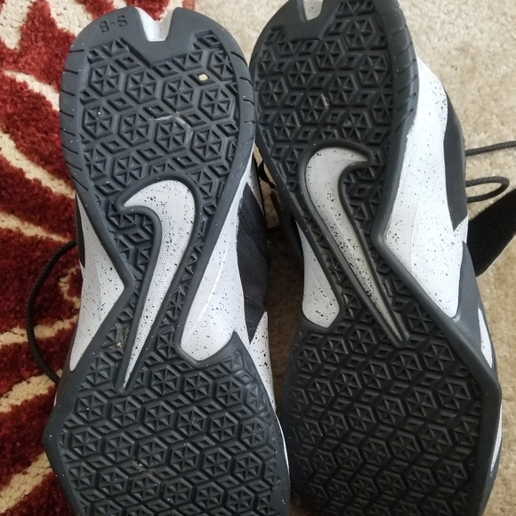 Nike sneakers - Picture 4 of 4